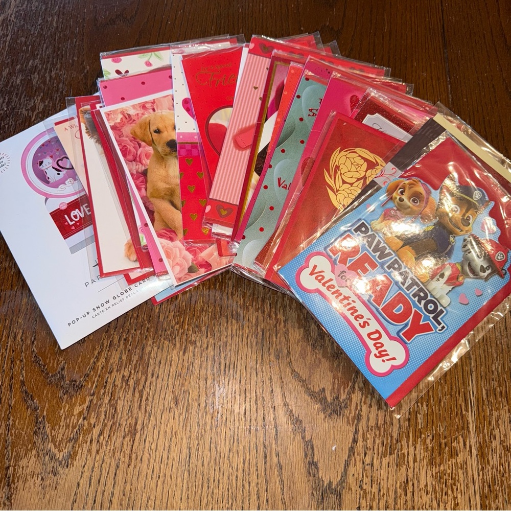 Valentines Day Greeting Cards Mixed Lot Of 28 Cards New In Plastic Family New